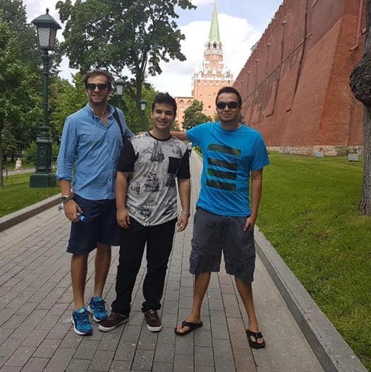 Luciano Larrossa numa viagem à Rússia em 2016, a trabalhar como gestor de tráfego para uma empresa estrangeira